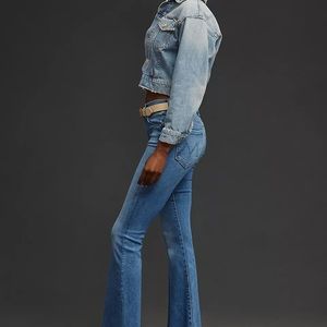 Mother Denim Weekender Fray Size 27